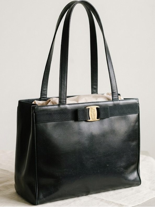(Vtg) Salvatore Ferragamo- Vera Bow Tote W/ Dust Bag